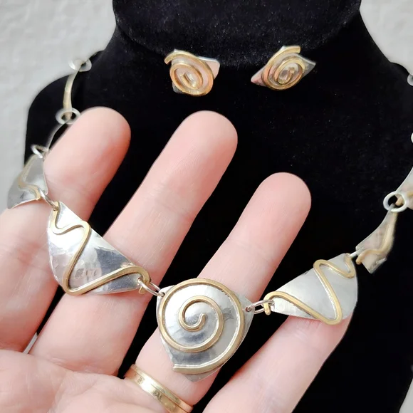 Vintage Sterling Silver Bronze Swirl Hand wrought Modernist Necklace Earring Set - Picture 4 of 15
